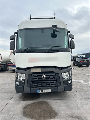 Lot 2 - 2017 (66 Plate) Renault T Series 6x2 Tractor Unit Euro 6