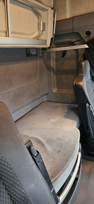 Lot 6 - 2019 Renault T-Cab Tractor Unit Euro 6