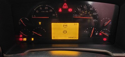 Lot 3 - 2017 (67 Plate) Volvo FES 18T Rigid Curtainside Euro 6