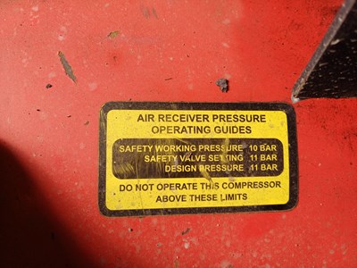 Lot 66 - 2017 FIAC Fuel Star Petrol Air Compressor 5.5HP 150L