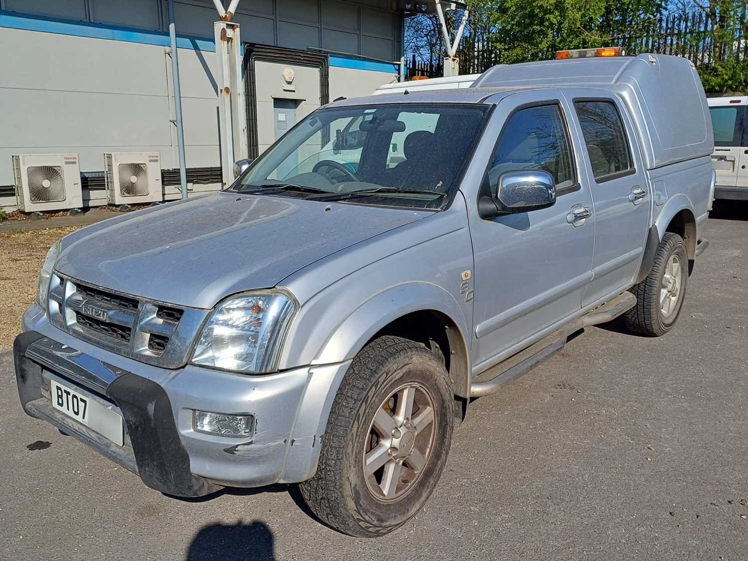 Lot 16 - 2007 Isuzu Rodeo Denver TD 4x4 Pick Up Truck Euro 4