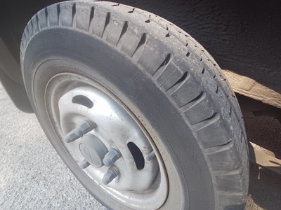 Lot 38 - 2012 (62 Plate) Ford Transit 100 T260 FWD Panel Van Euro 5