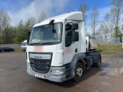 Lot 3 - 2016 DAF LF 220 FT 4x2 Tractor Unit Euro 6