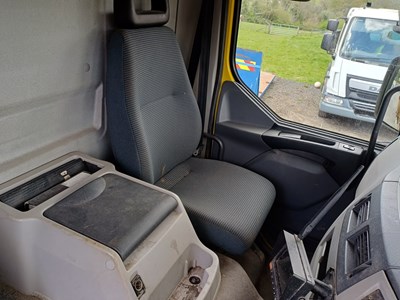 Lot 28 - 2007 Volvo FL-240 4x2 Dropside With Hiab Crane Euro 4