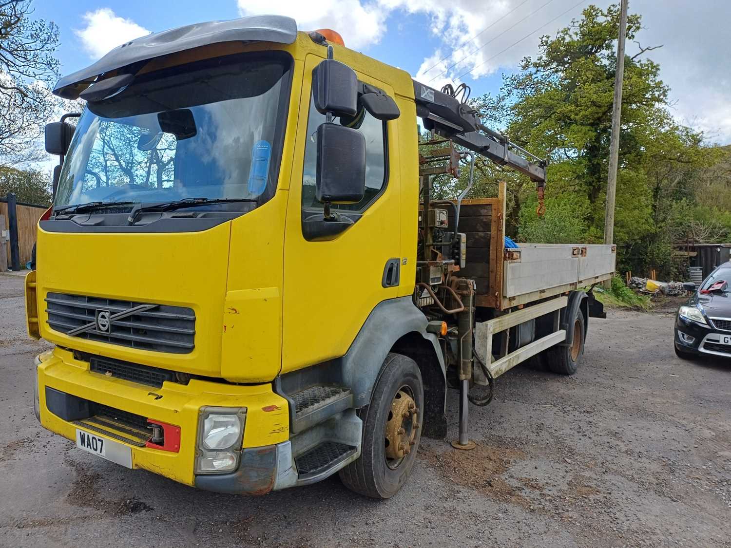 Lot 28 - 2007 Volvo FL-240 4x2 Dropside With Hiab Crane Euro 4