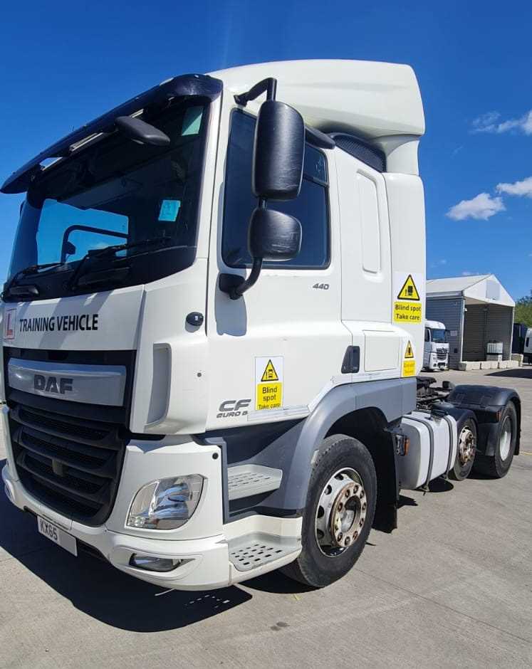 Lot 39 - 2016 (65 Plate) DAF CF 440 FTP Tractor Unit Euro 6