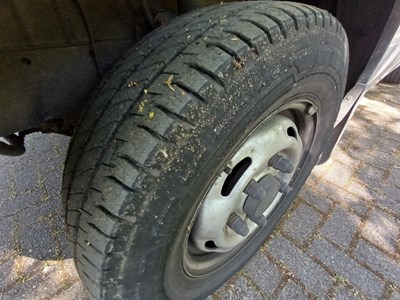 Lot 36 - 2013 Ford Transit 100 T260 FWD Panel Van Euro 5