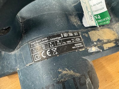 Lot 70 - Bosch Professional GHO 26-82 82mm Planer