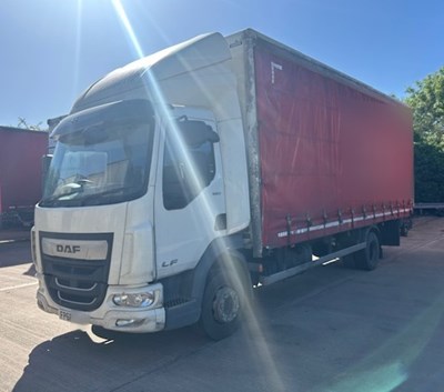 Lot 35 - 2019 (68 Plate) DAF LF 180 Rigid Curtainsider Euro 6