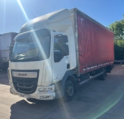 Lot 35 - 2019 (68 Plate) DAF LF 180 Rigid Curtainsider Euro 6