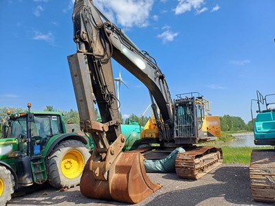 Lot 7 - 2015 Volvo EC380EL Excavator