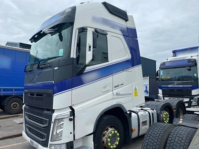Lot 4 - 2015 (65 Plate) Volvo FH 460 Tractor Unit Euro 6