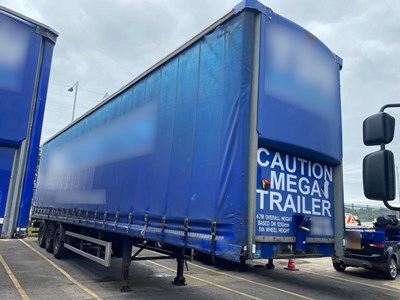 Lot 26 - 2013 SDC Curtainside Trailer