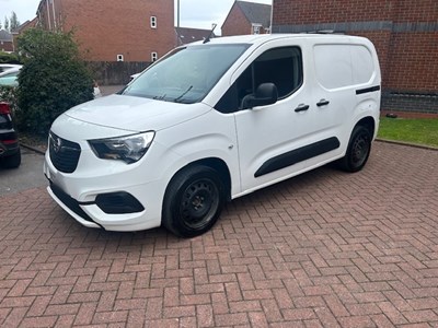 Lot 8 - 2021 (70 Plate) Vauxhall Combo 2300 Sportive S/S Panel Van Euro 6