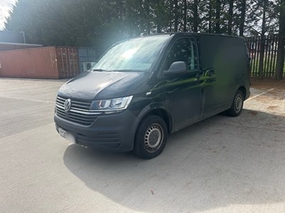 Lot 16 - 2020 Volkswagen Transporter 2.0 TDI T30 Startline Panel Van Euro 6