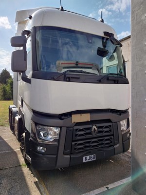 Lot 1 - 2019 (68 Plate) Renault T 6x2 Tractor Unit Euro 6