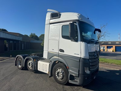 Lot 8 - 2014 (64 Plate) Mercedes Actros 2545 LSVLA Streamspace 2.5 44Ton 6x2 Tractor Unit Euro 6