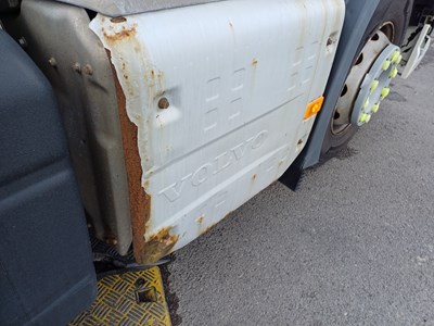 Lot 2 - 2016 Volvo FH 460 6x2 Tractor Unit Euro 6
