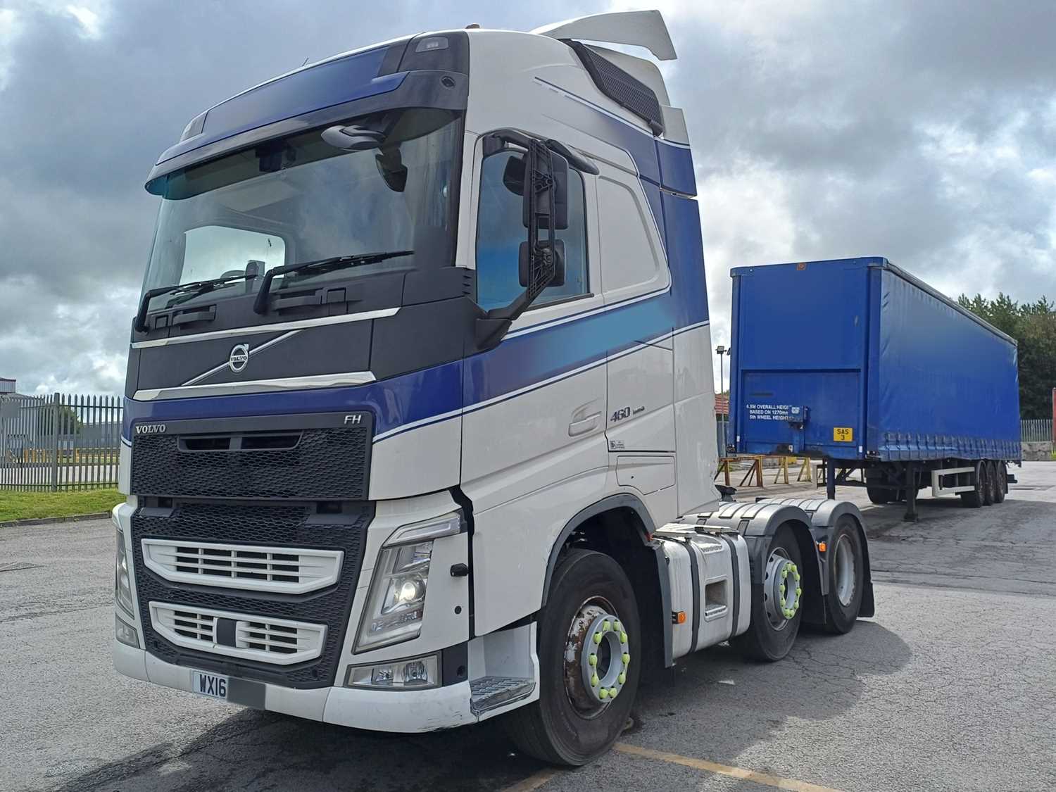 2 - 2016 Volvo FH 460 6x2 Tractor Unit Euro 6