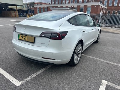 Lot 9 - 2021 Tesla Model 3 Dual Motor Long Range AWD