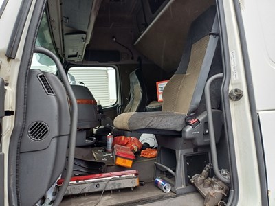 Lot 2 - 2008 (58 Plate) Volvo FH 480 Globetrotter 6x2 Tractor Unit Euro 5