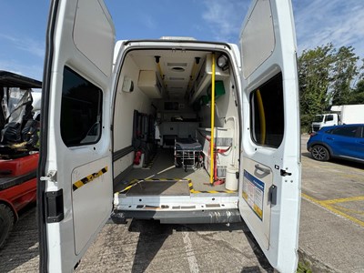 Lot 6 - 2010 Ford Transit 115 T350L RWD Ambulance Euro 4