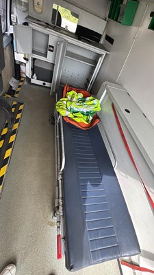Lot 6 - 2010 Ford Transit 115 T350L RWD Ambulance Euro 4