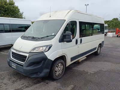 Lot 19 - 2019 (69 Plate) Peugeot Boxer 335 L3H2 Blue HDi 14 Seat Minibus Euro 6