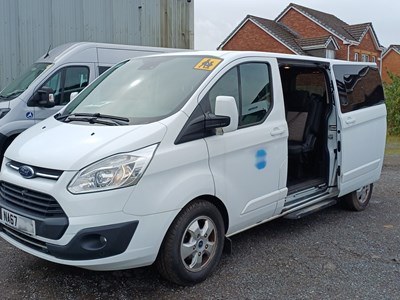 Lot 38 - 2018 (67 Plate) Ford Tourneo Custom 310 8 Seater Minibus Euro 6