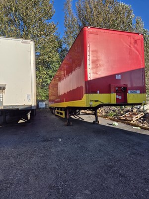 Lot 33 - 2003 Montracon SMRV3A7213 Box Trailer