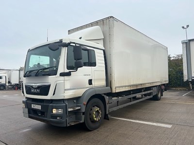 Lot 2 - 2017 MAN TG-M 18.250 4x2 Rigid Box Euro 6