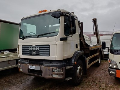 Lot 31 - 2007 (56 Plate) MAN TG-M 18.244 Skip Loader Euro 3
