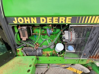 Lot 33 - John Deere 2650 Farm Tractor