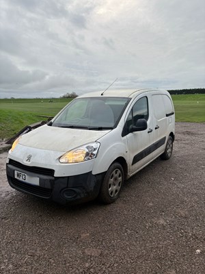 Lot 32 - 2013 Peugeot Partner 850 S L1 HDi Panel Van Euro 5