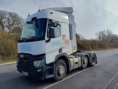 Lot 26 - 2018 (68 Plate) Renault Trucks Comfort T480 6 x 2 Tractor Unit Euro 6