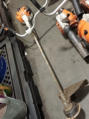 Lot 37 - 2015 STIHL FS460 Strimmer