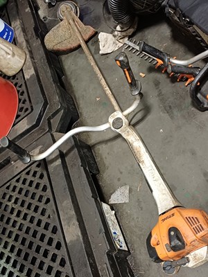 Lot 39 - 2016 STIHL FS460 Strimmer