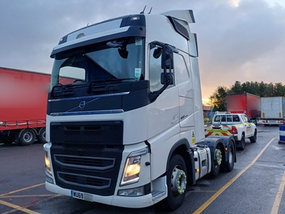 Lot 4 - 2019 (69 Plate) Volvo FH 460 6x2 Tractor Unit Euro 6