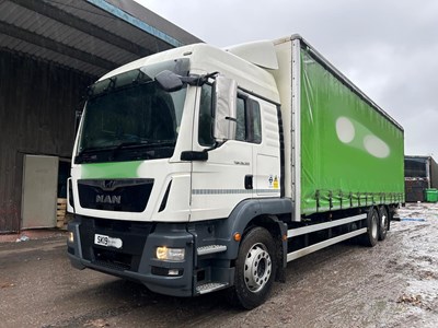 Lot 17 - 2019 MAN TGM 26.320 Rigid Curtainside Euro 6