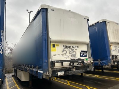 Lot 40 - 2014 Lawrence David Tri-Axle Rigid Curtainside Trailer