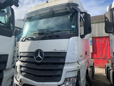 Lot 125 - 2016 Mercedes Actros 2548 6x2 Tractor Unit Euro 6 NON RUNNER