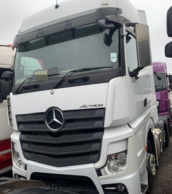 Lot 120 - 2016 (66 Plate) Mercedes Actros 2348 6x2 Tractor Unit Euro 6