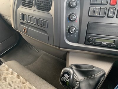 Lot 112 - 2015 DAF LF 180 Crew Cab Box Euro 6