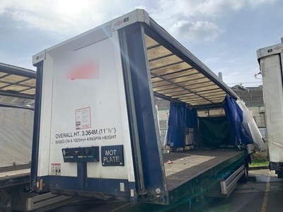 Lot 31 - 2012Don-Bur UB18AW  Curtainside Single Axe Trailer