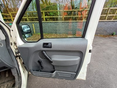 Lot 14 - 2006 Ford Transit Connect L230 D Panel Van Euro 3