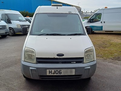 Lot 14 - 2006 Ford Transit Connect L230 D Panel Van Euro 3