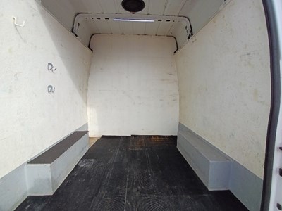 Lot 18 - 2011 Ford Transit 115 T350L RWD Euro 4