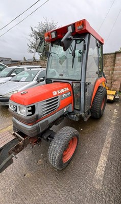 Lot 20 - 2002 Kubota STA-35 NON RUNNER