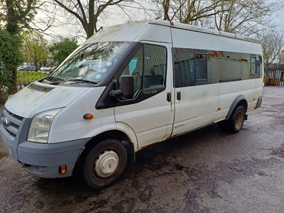 Lot 28 - 2011 Ford Transit 115 T430 17S RWD  17 Seater Minibus Euro 5a