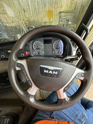 Lot 13 - 2015 MAN TGM 18.250 4x2 BB Skip Loader Euro 6